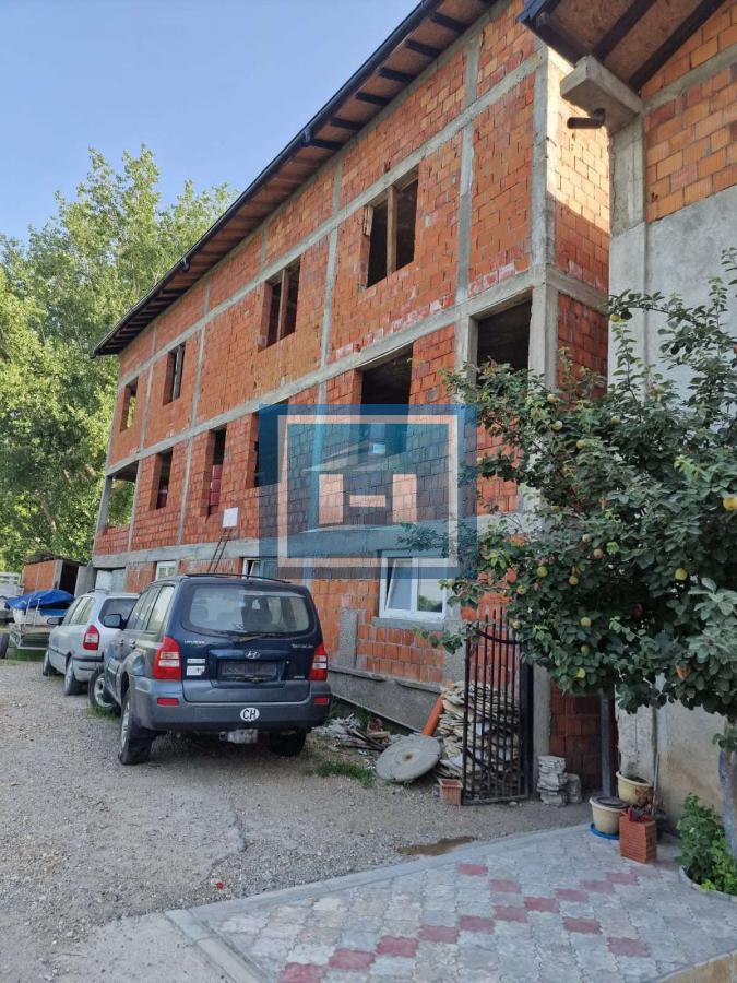 ZGRADA NA OBALI DUNAVA – JEDINSTVENA PRILIKA! 12