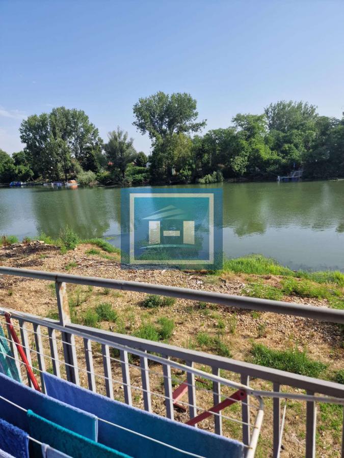 ZGRADA NA OBALI DUNAVA – JEDINSTVENA PRILIKA! 13