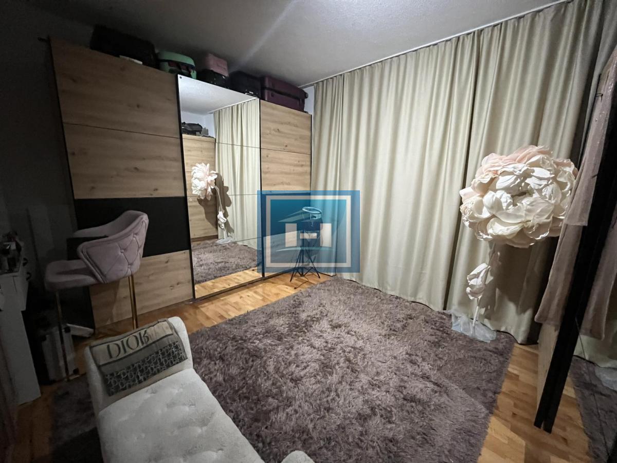 EKSKLUZIVNA PONUDA – Prostrana porodična kuća vrhunskog kvaliteta 15