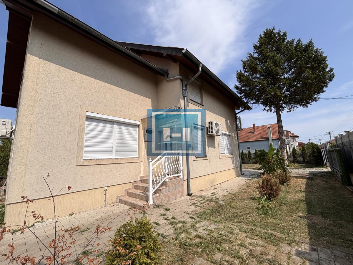 EKSKLUZIVNA PONUDA – Prostrana porodična kuća vrhunskog kvaliteta 2