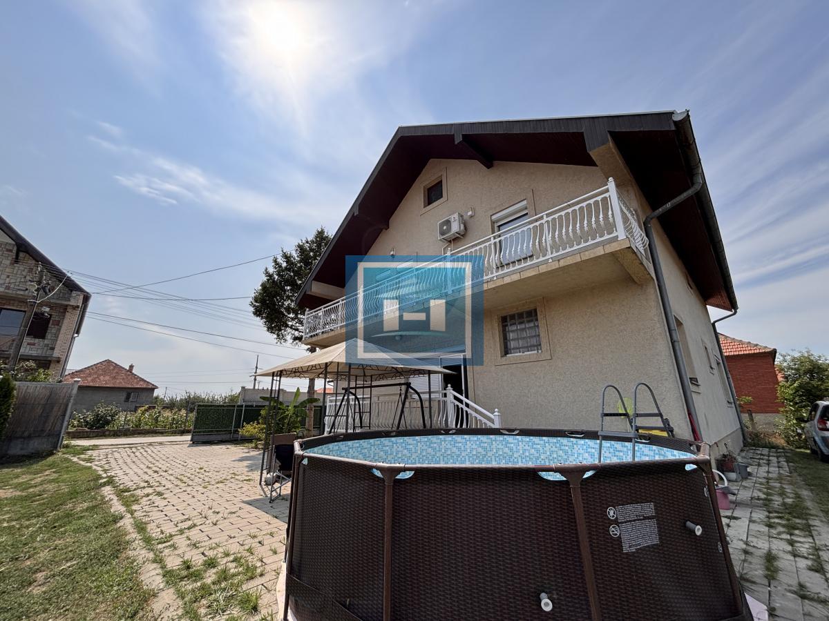 EKSKLUZIVNA PONUDA – Prostrana porodična kuća vrhunskog kvaliteta 4