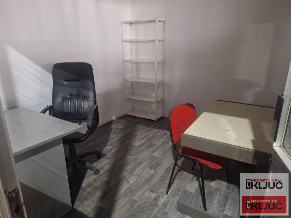 INDUSTRIJSKA ZONA IZDAJE SE VIŠENAMENSKA HALA 3