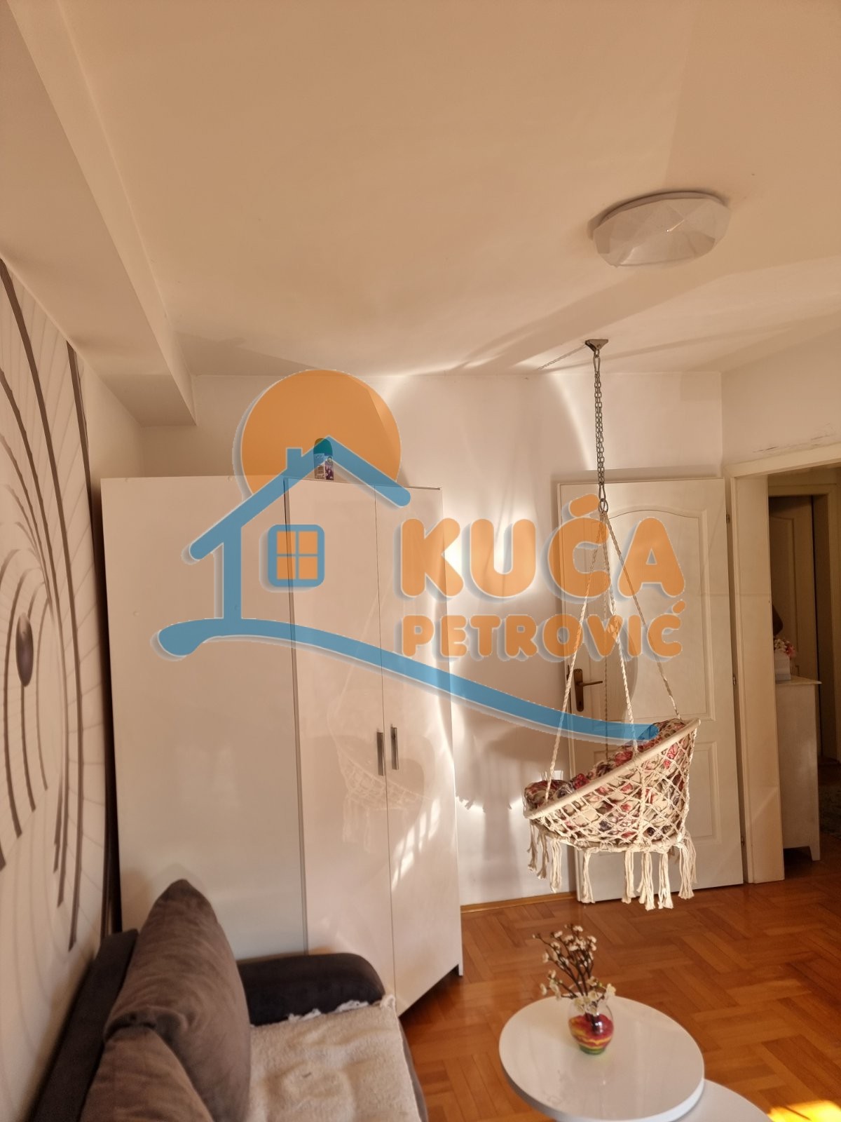 Trosoban stan, 97 m2, Centar, Generala Bože Jankovića ID: i-014655 11