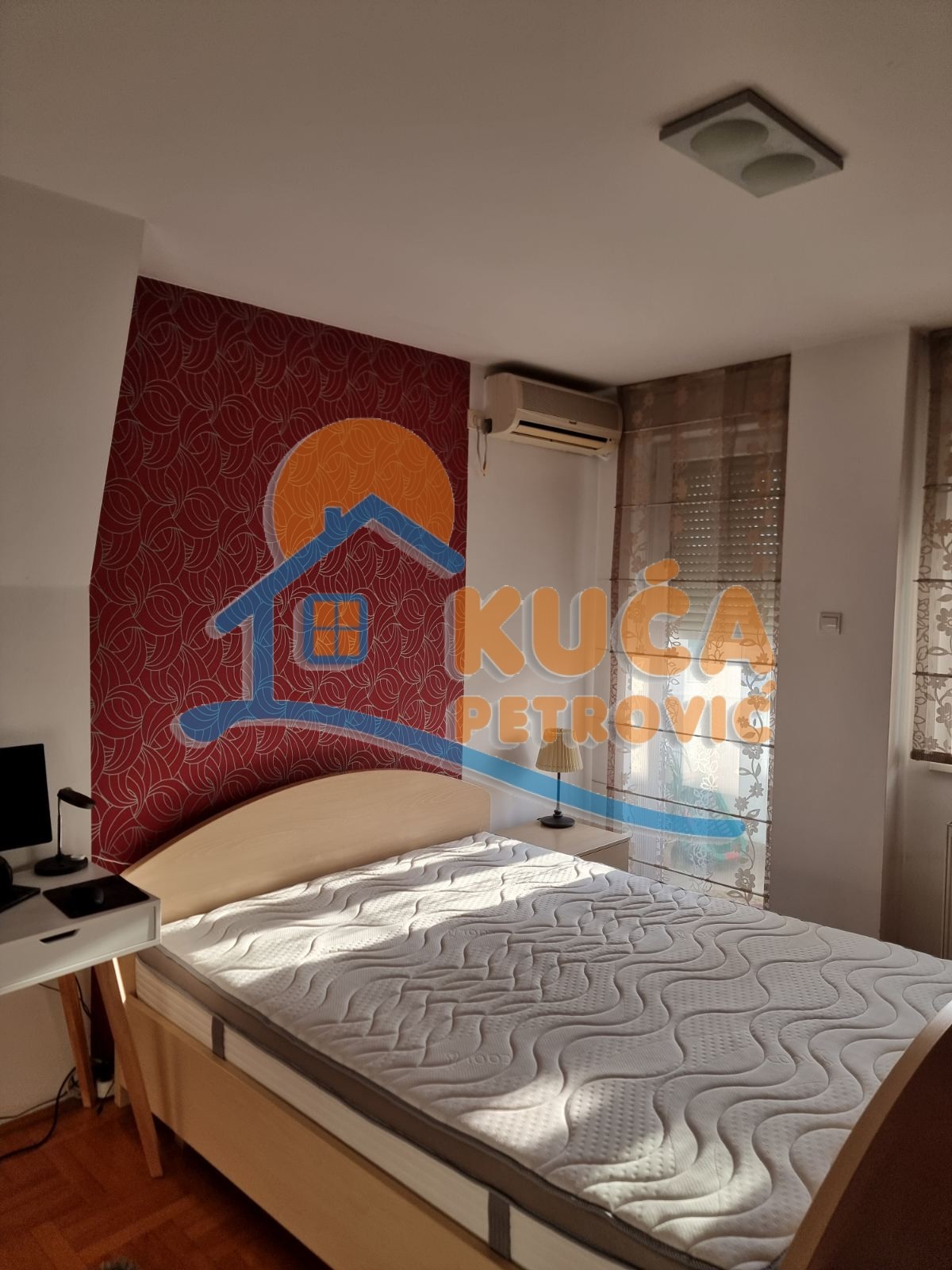 Trosoban stan, 97 m2, Centar, Generala Bože Jankovića ID: i-014655 8