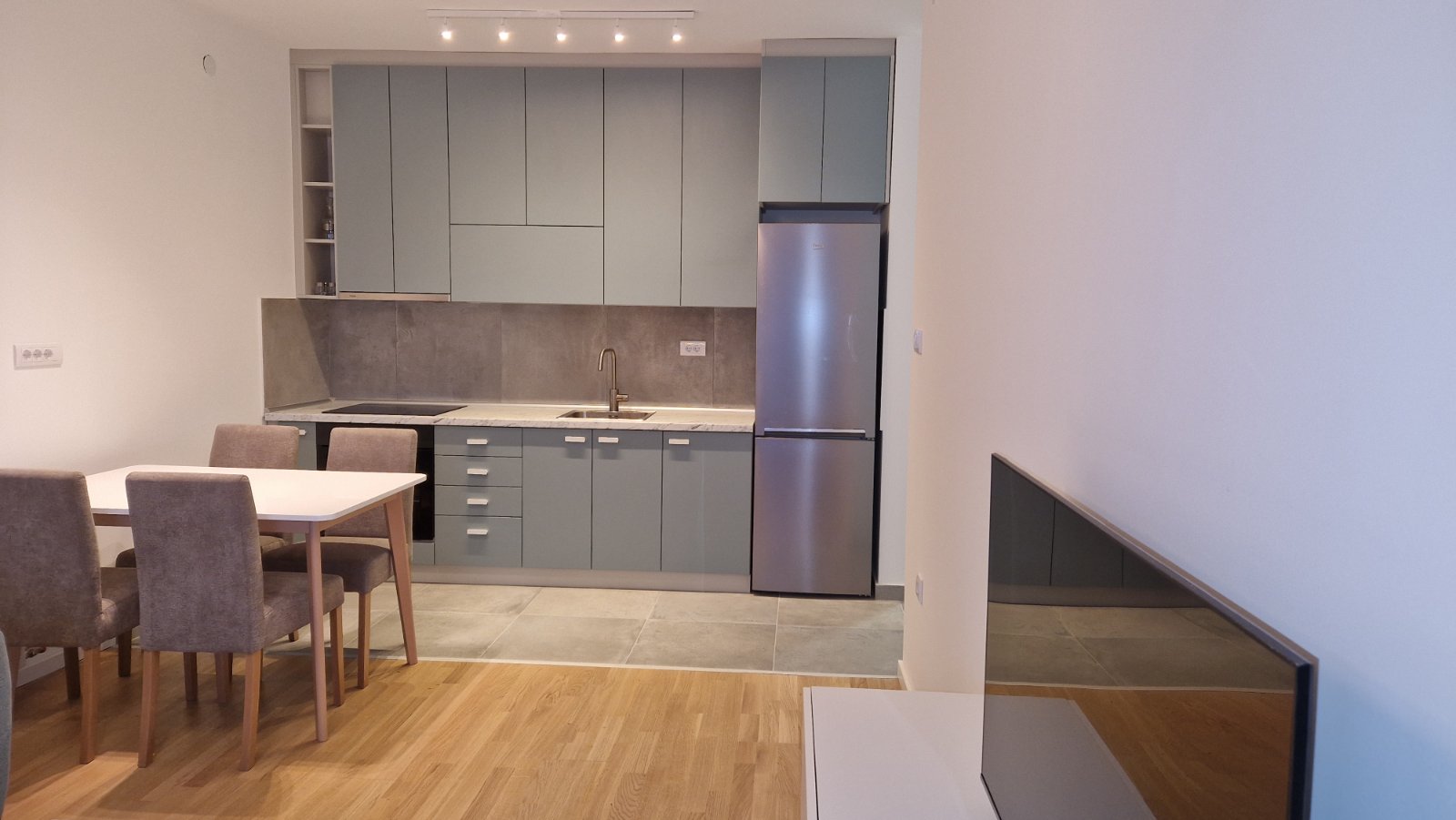 Izdajem stan u Pancevu 2