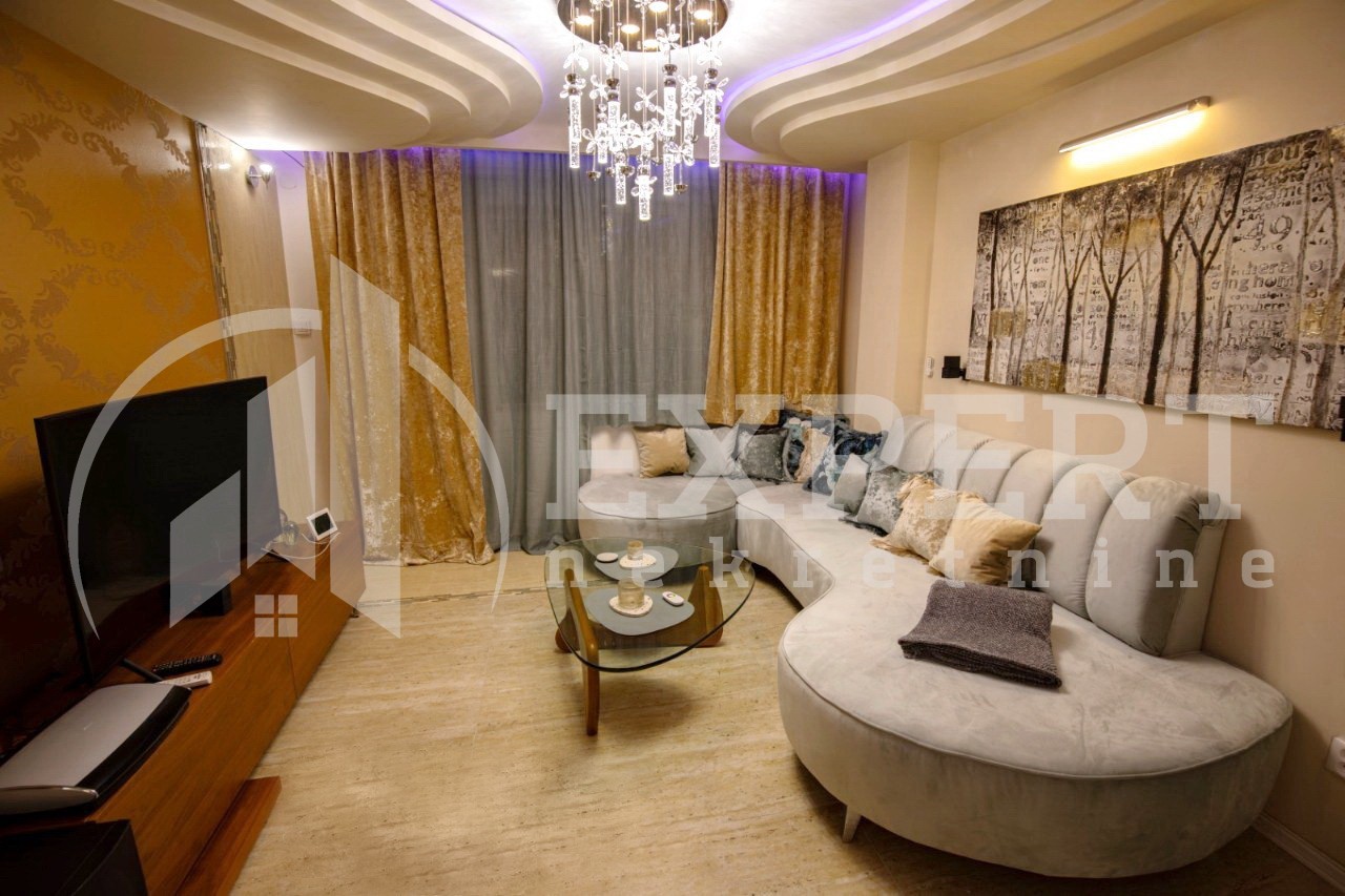 Dvosoban stan, 66 m2, Centar, Obrenovićeva ID: i-0826 3