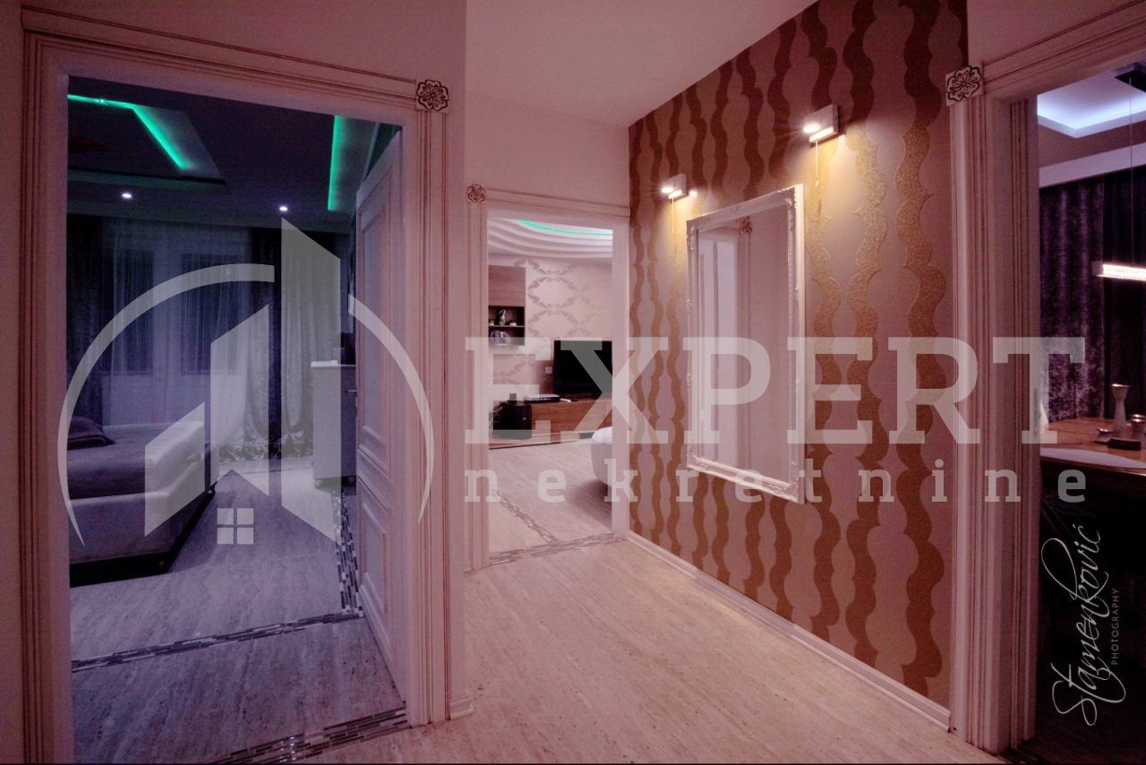 Dvosoban stan, 66 m2, Centar, Obrenovićeva ID: i-0826 6