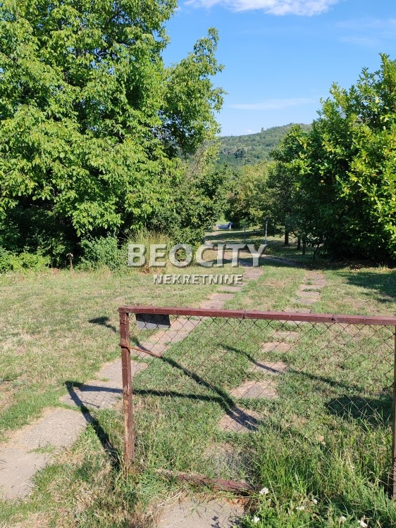 Dvosobna kuća, 140 m2, Banovac ID: 121900 2