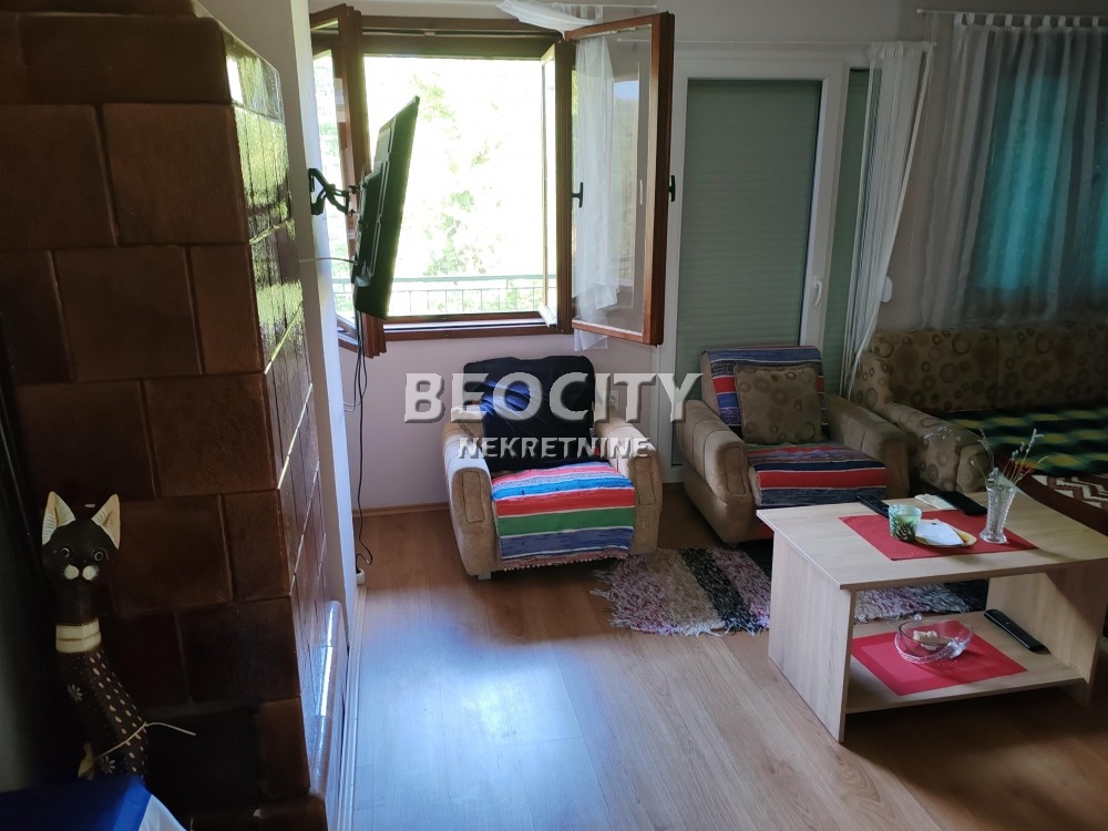 Dvosobna kuća, 140 m2, Banovac ID: 121900 9