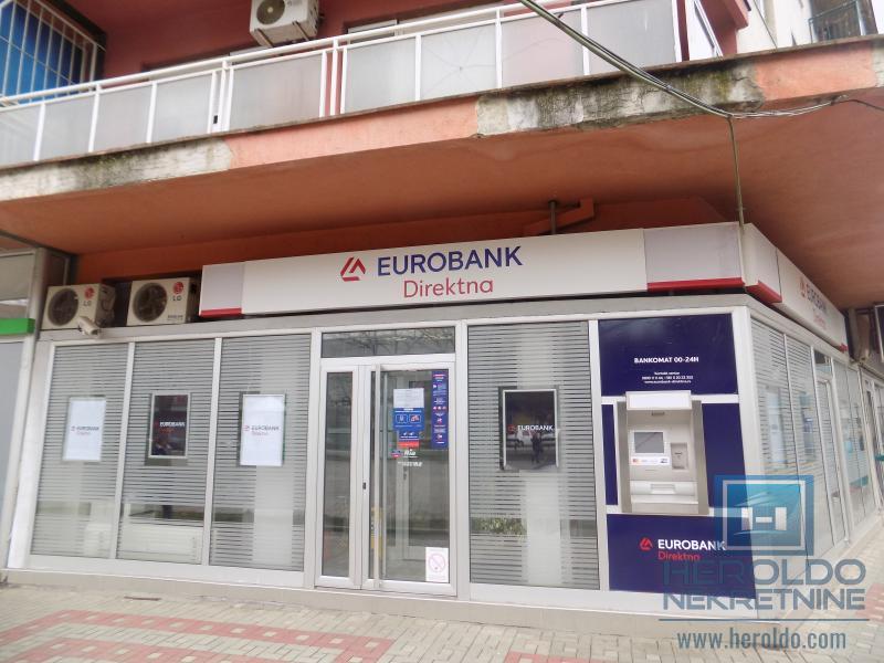 Izdaje se lokal u samom centru 1