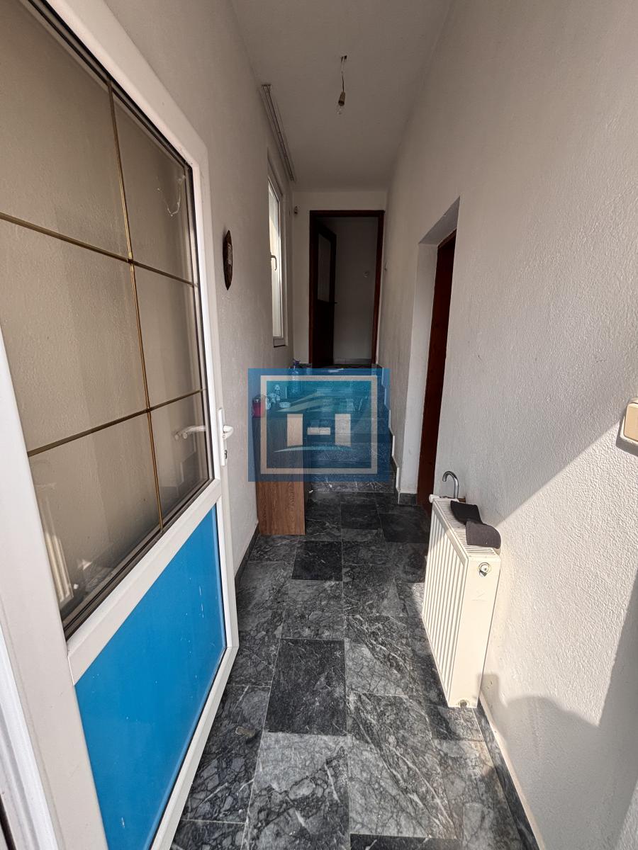 Kuća na perferiji Jagodine 11