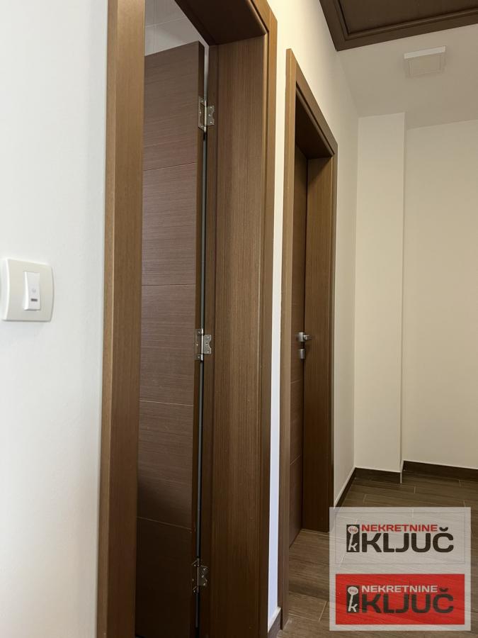 PETROVARADIN, 73m2 + Dvorište, Četvorosoban-Duplex, Novogradnja, Urbana Vila 17