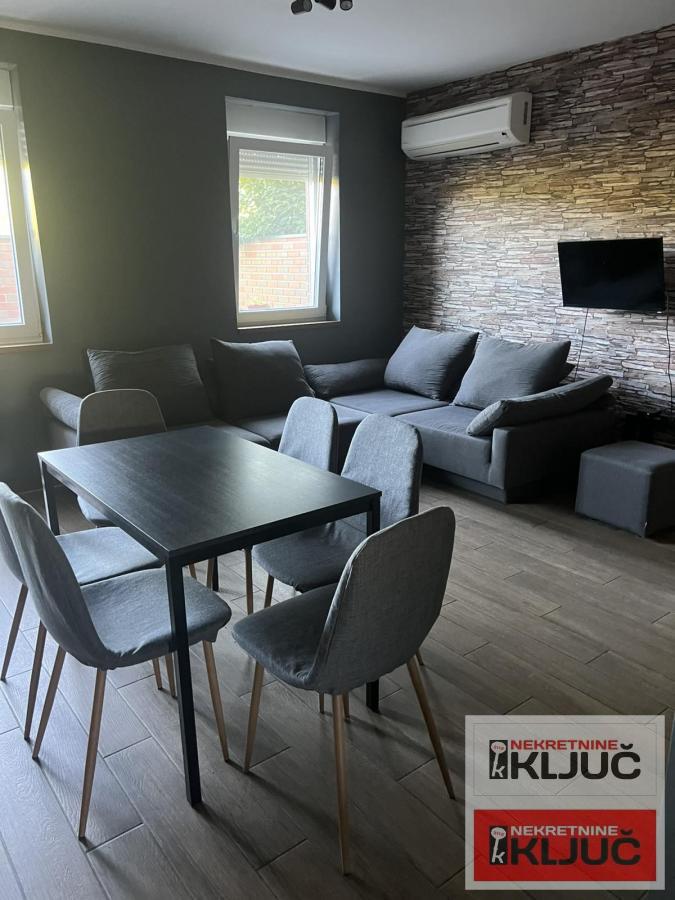 PETROVARADIN, 73m2 + Dvorište, Četvorosoban-Duplex, Novogradnja, Urbana Vila 2