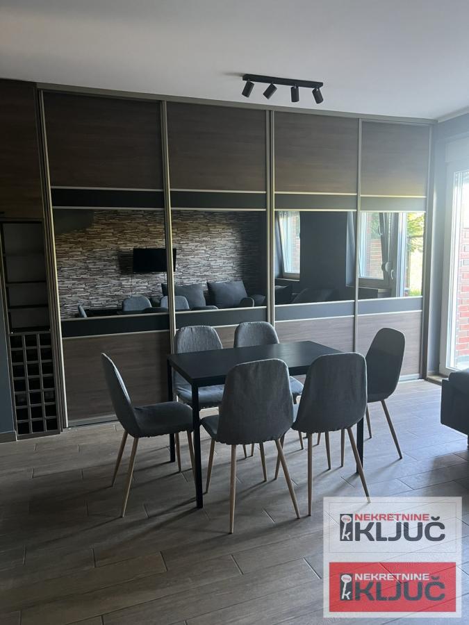 PETROVARADIN, 73m2 + Dvorište, Četvorosoban-Duplex, Novogradnja, Urbana Vila 3