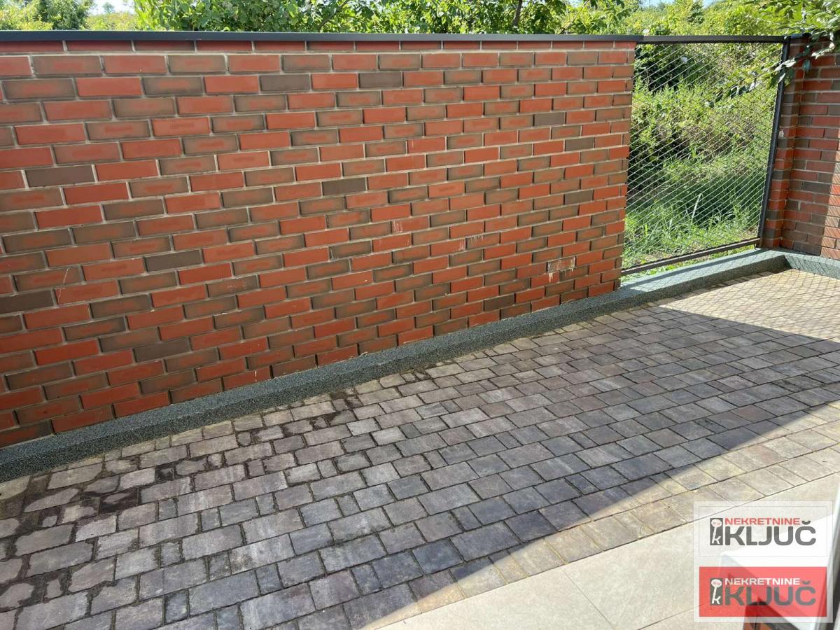 PETROVARADIN, 73m2 + Dvorište, Četvorosoban-Duplex, Novogradnja, Urbana Vila 8