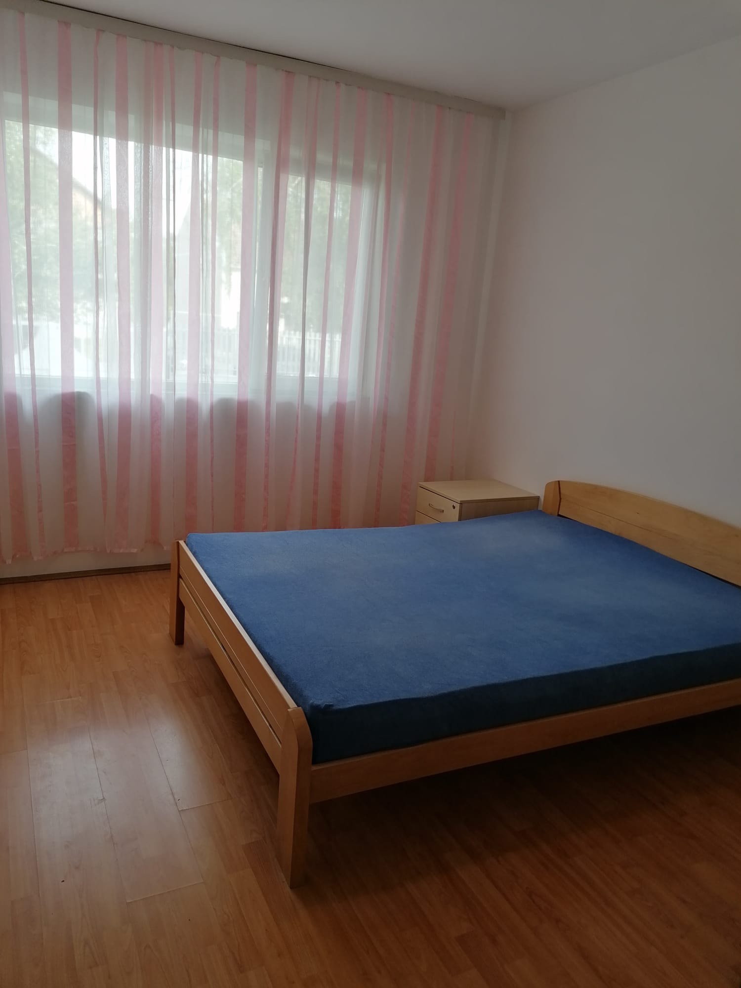 Prodaja kuce sa vise stanova i garazom Indjija 5