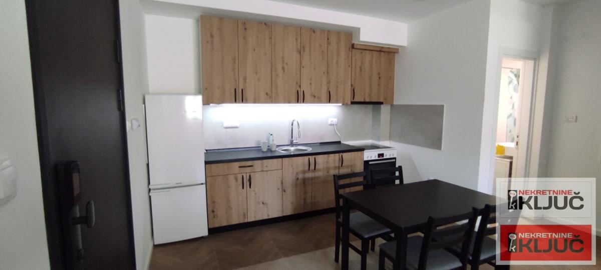 Adice-nov,useljiv jednoiposoban stan 1