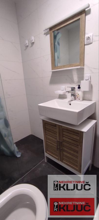 Adice-nov,useljiv jednoiposoban stan 14