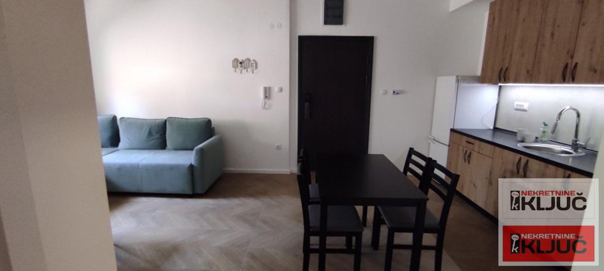 Adice-nov,useljiv jednoiposoban stan 2