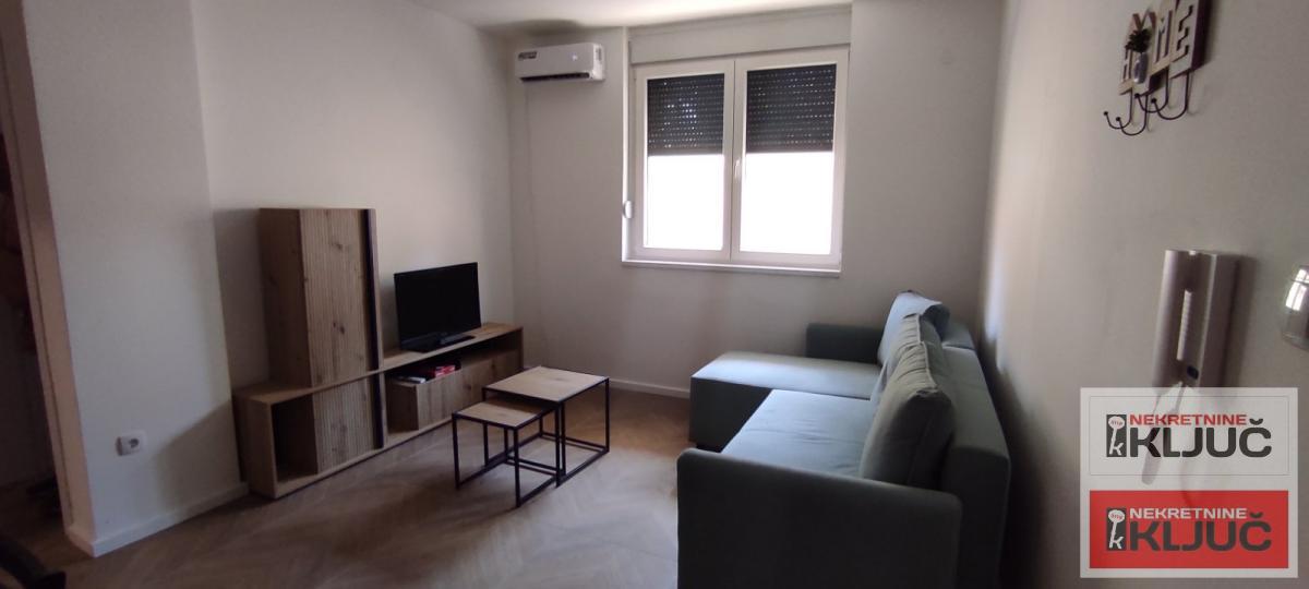 Adice-nov,useljiv jednoiposoban stan 3