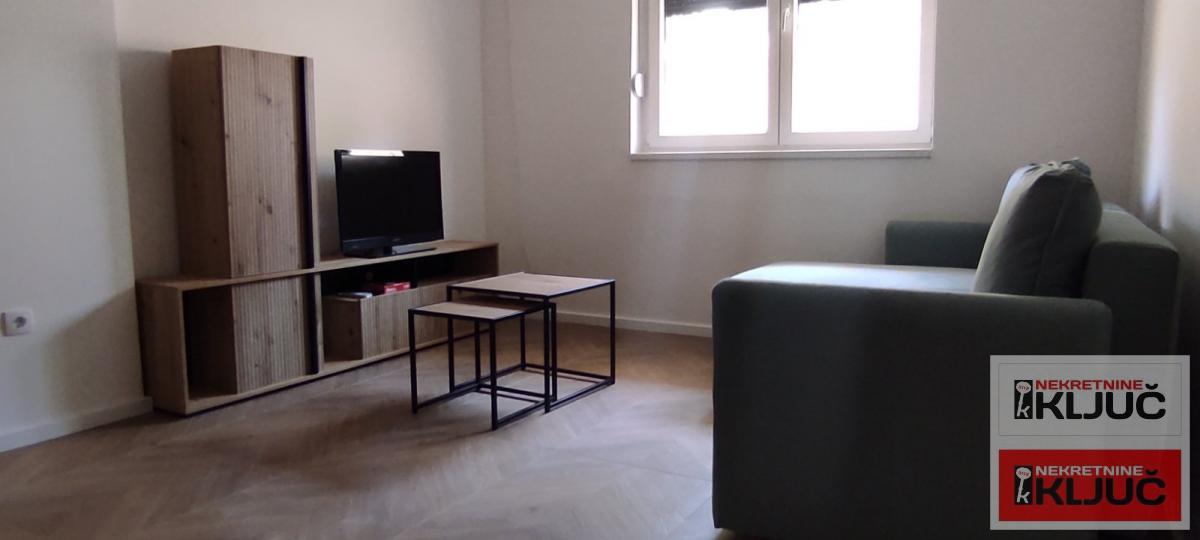 Adice-nov,useljiv jednoiposoban stan 4