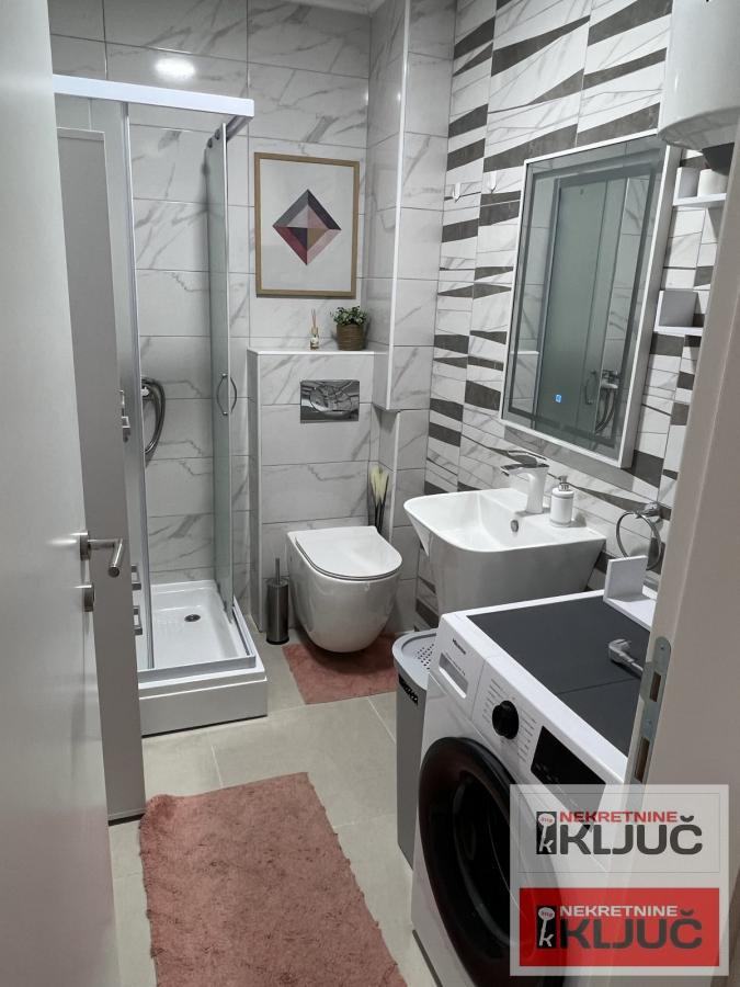 BLIZINA LIPOV GAJA, 30m2, Jednosoban, Namešten 5