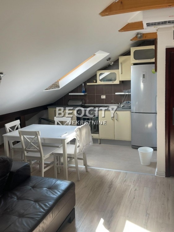 Trosoban stan, 62 m2, Cvetni trg ID: 121873 2