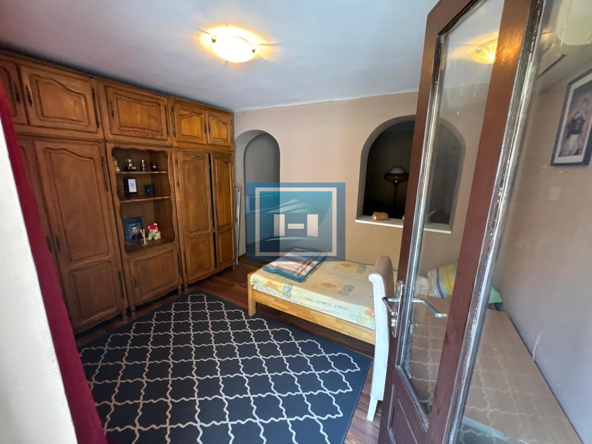 Kuća 90 m², 4 ulaza, 2 kupatila, dvorište – Admirala Geprata, centar Beograda 12