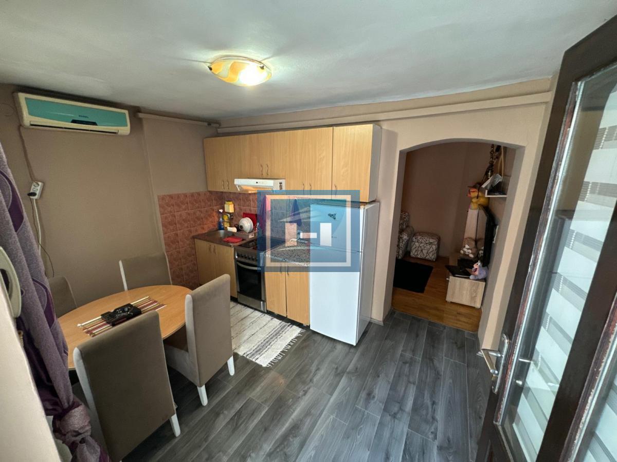 Kuća 90 m², 4 ulaza, 2 kupatila, dvorište – Admirala Geprata, centar Beograda 3