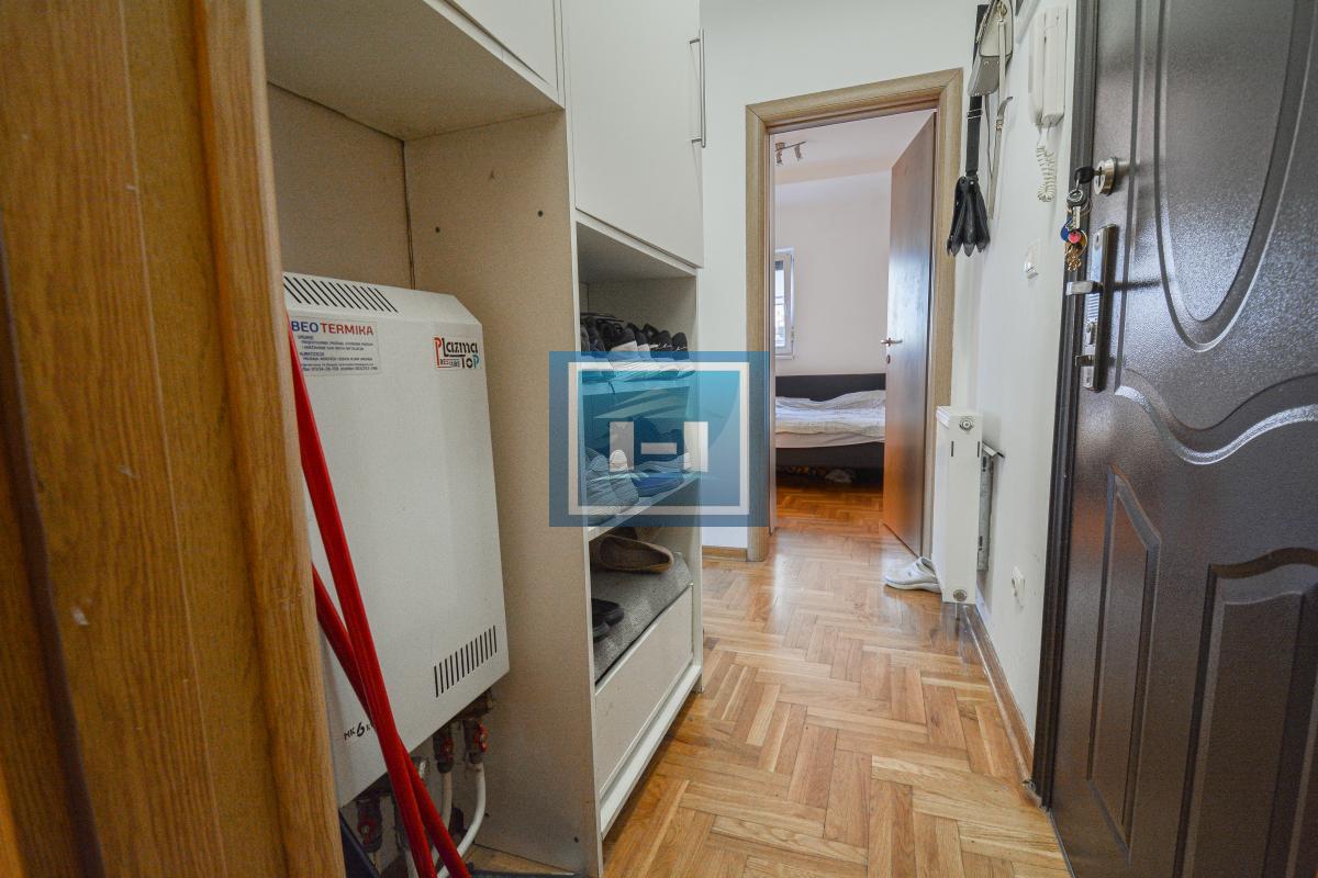 Sunčan stan 39 m², Vojvode Vlahovića, odličan raspored, niska potrošnja 11