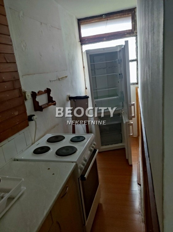 Dvosoban stan, 55 m2, Železnička stanica, Bulevar oslobođenja ID: 122035 4