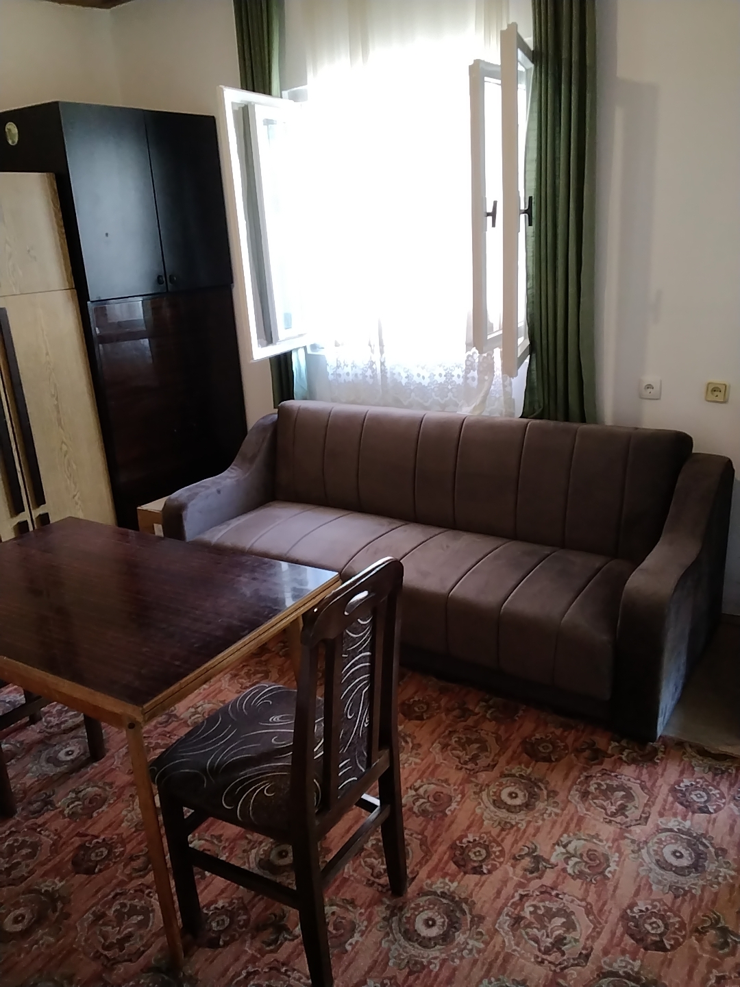 STAN   SOBE ZA UČENICE 1