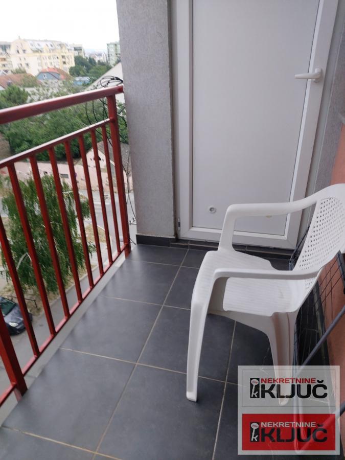 Dobra garsonjera na Asdamovicevom naselju 3