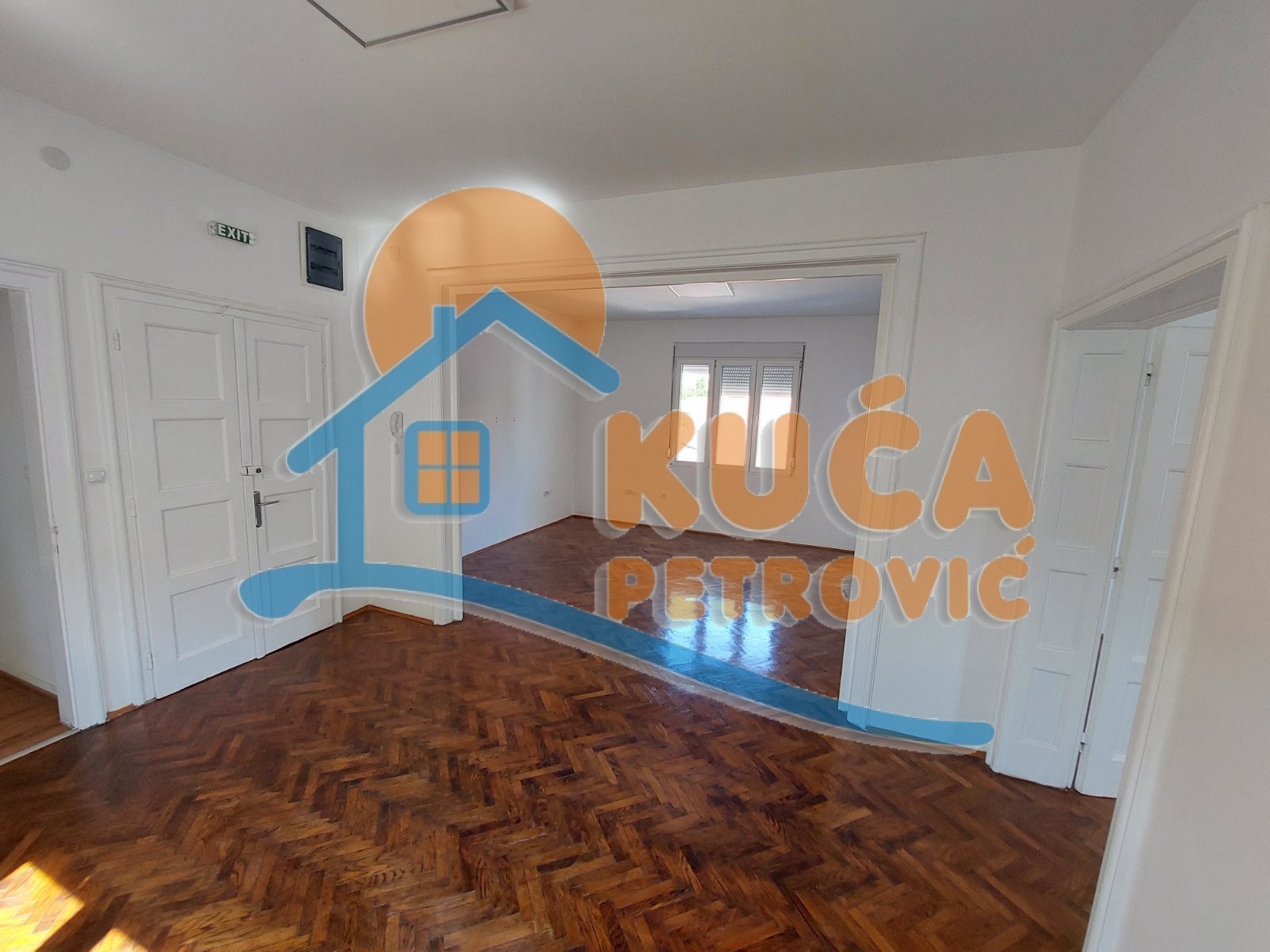 Lokal, 125 m2, Medijana, Cara Dušana ID: i-03829 1