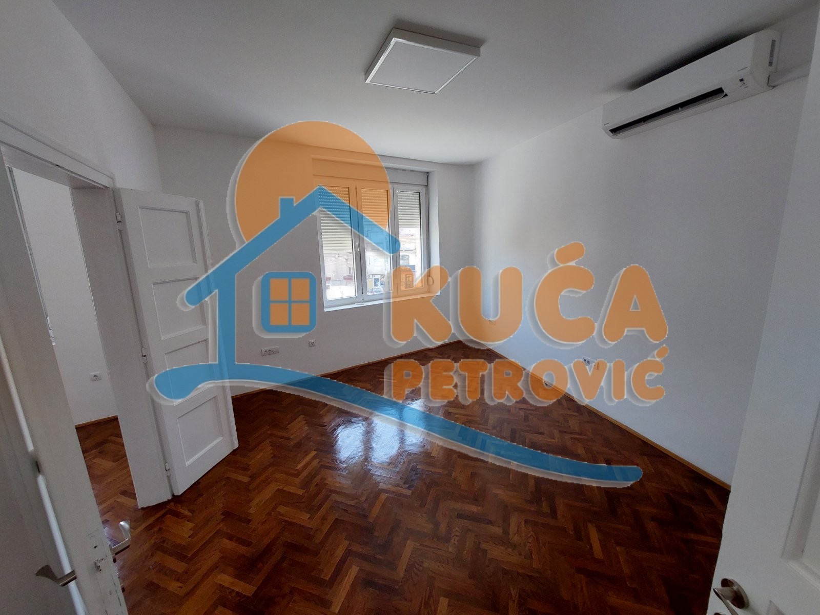 Lokal, 125 m2, Medijana, Cara Dušana ID: i-03829 4