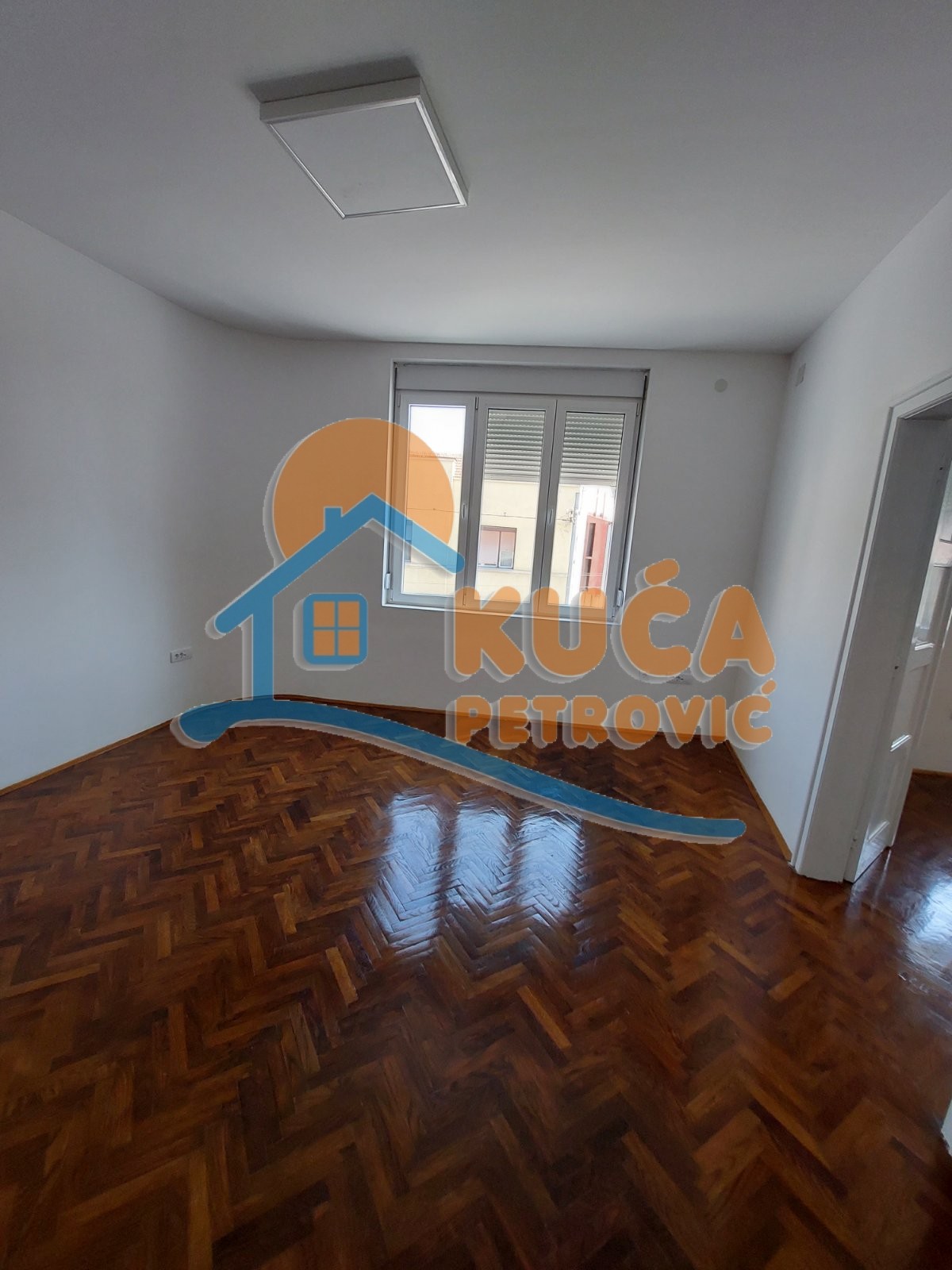Lokal, 125 m2, Medijana, Cara Dušana ID: i-03829 5