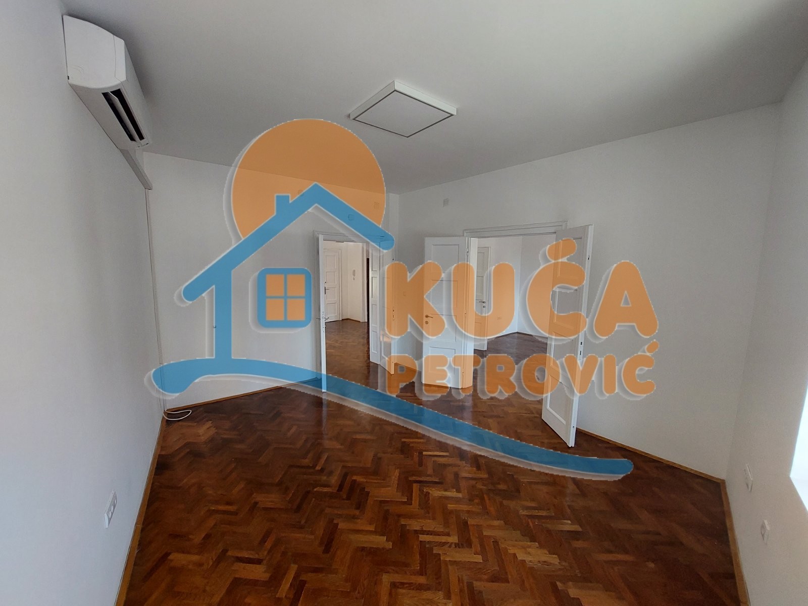 Lokal, 125 m2, Medijana, Cara Dušana ID: i-03829 7