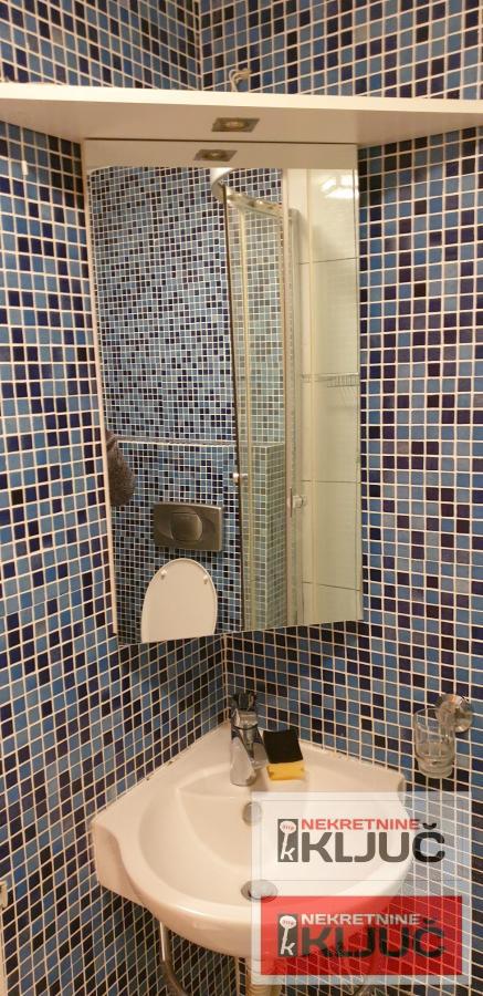 LIMAN 4 IZDAJE SE DVOSOBAN NAMEŠTEN STAN 13