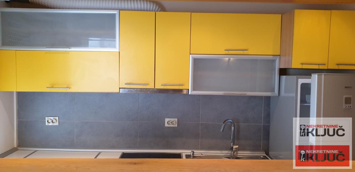 LIMAN 4 IZDAJE SE DVOSOBAN NAMEŠTEN STAN 14