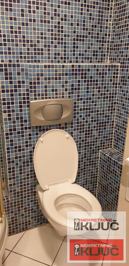 LIMAN 4 IZDAJE SE DVOSOBAN NAMEŠTEN STAN 17