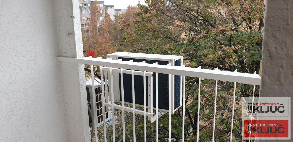 LIMAN 4 IZDAJE SE DVOSOBAN NAMEŠTEN STAN 20