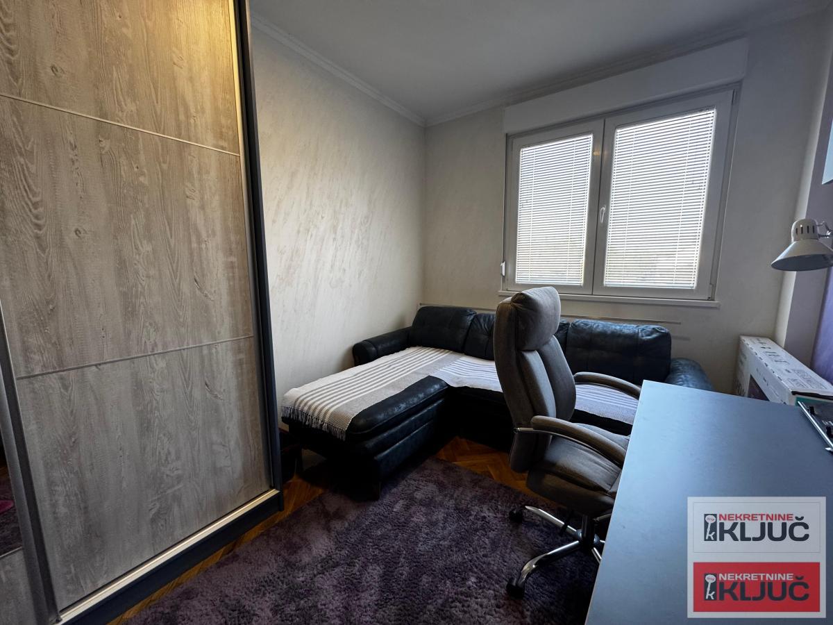 CENTAR, 68m2, Trosoban, RENOVIRAN 11