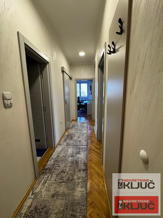 CENTAR, 68m2, Trosoban, RENOVIRAN 16