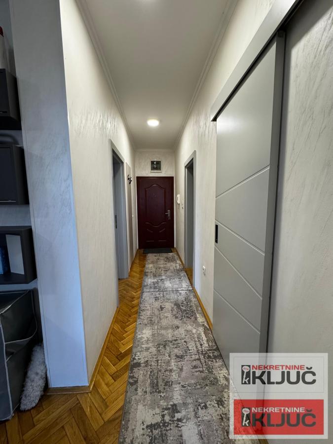 CENTAR, 68m2, Trosoban, RENOVIRAN 17