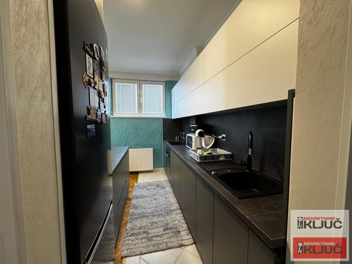 CENTAR, 68m2, Trosoban, RENOVIRAN 6