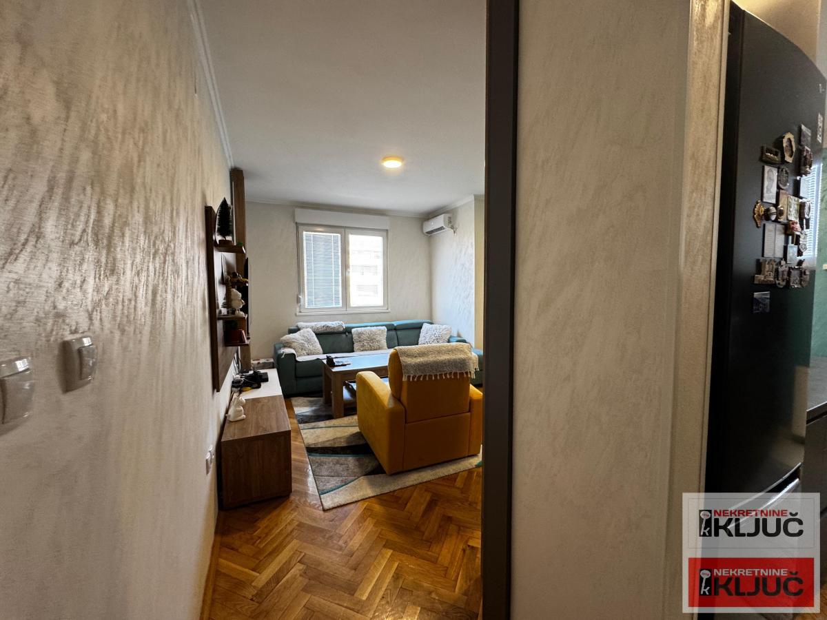 CENTAR, 68m2, Trosoban, RENOVIRAN 7