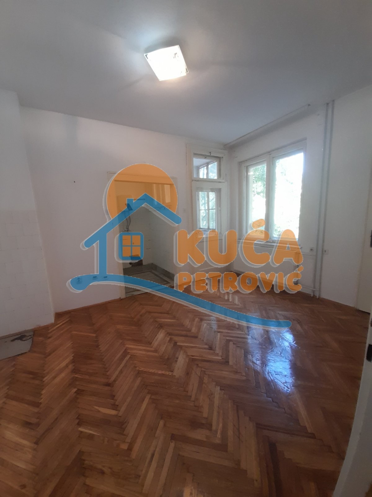 Dvosoban stan, 66 m2, Centar, Sinđelićev trg ID: i-09559 5