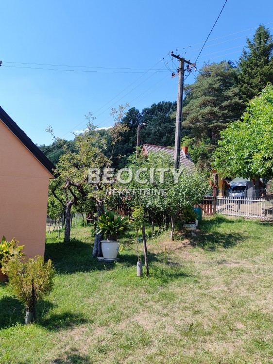 Dvosobna kuća, 85 m2, Banovac ID: 122131 10