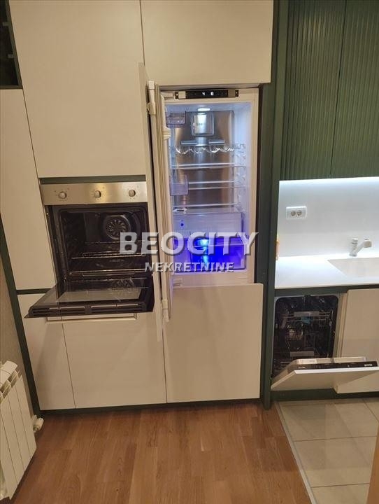 Trosoban stan, 77 m2, Vračar ID: 107012 3