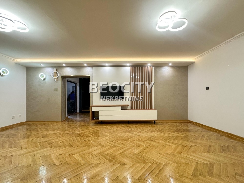 četvorosobna kuća, 160 m2, Dedinje ID: 122212 1